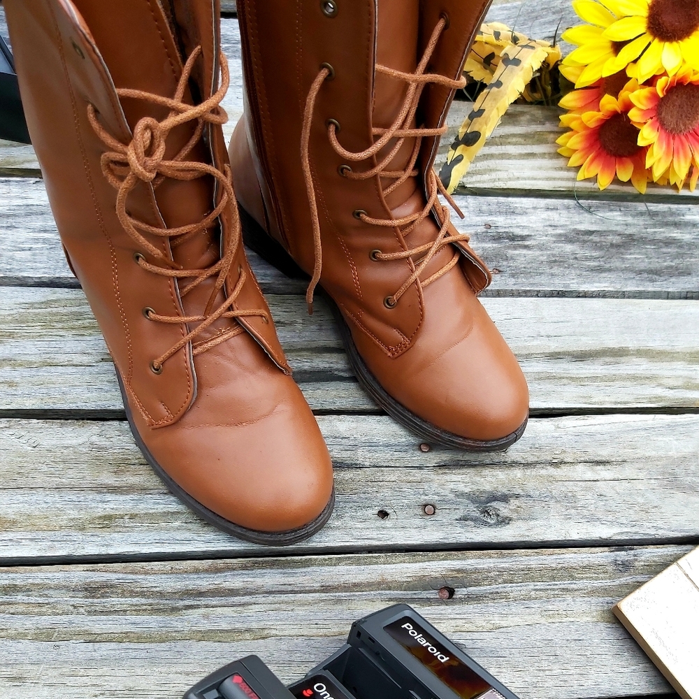 Rouge Boots